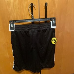 Brand new boys XS (4/5) shorts